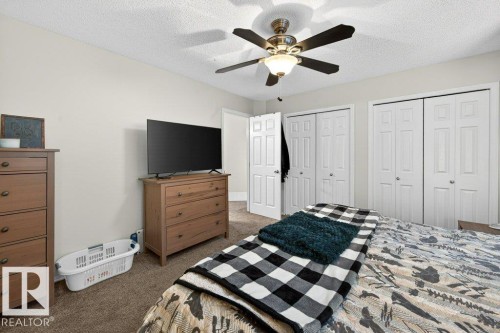 3457 11 Street, Edmonton, AB - Indoor Photo Showing Bedroom