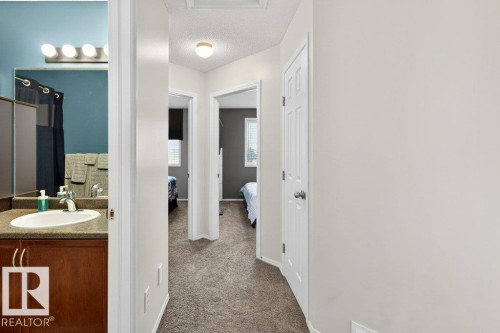 3457 11 Street, Edmonton, AB - Indoor Photo Showing Bathroom