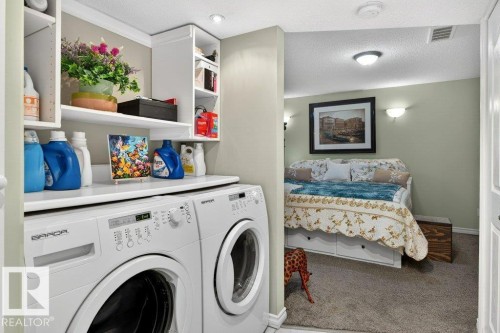 3457 11 Street, Edmonton, AB - Indoor Photo Showing Laundry Room