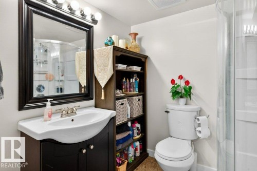 3457 11 Street, Edmonton, AB - Indoor Photo Showing Bathroom