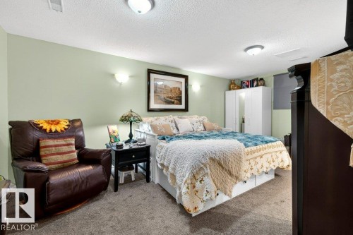 3457 11 Street, Edmonton, AB - Indoor Photo Showing Bedroom