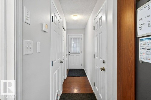 3457 11 Street, Edmonton, AB - Indoor Photo Showing Other Room