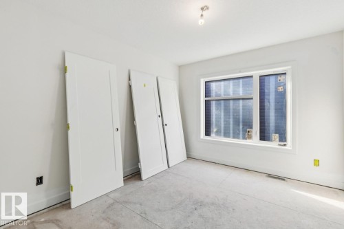 7928 97 Avenue Nw, Edmonton, AB - Indoor Photo Showing Other Room