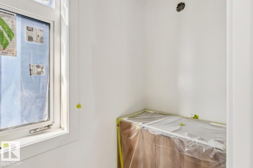 7928 97 Avenue Nw, Edmonton, AB - Indoor Photo Showing Other Room