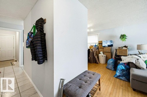 41 Alpine Boulevard, St. Albert, AB - Indoor