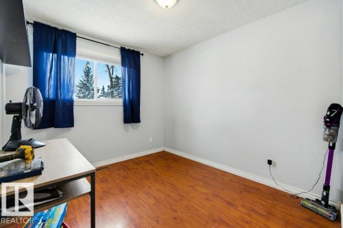 41 Alpine Boulevard, St. Albert, AB - Indoor