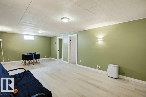 41 Alpine Boulevard, St. Albert, AB - Indoor