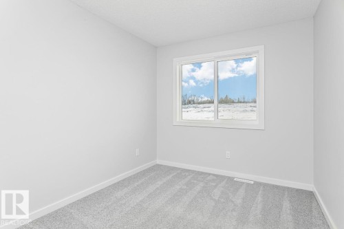 4291 Kinglet Drive, Edmonton, AB - Indoor Photo Showing Other Room