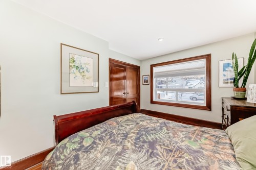 14536 103 Avenue, Edmonton, AB - Indoor Photo Showing Bedroom