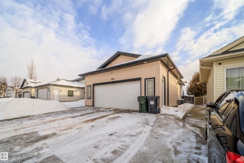 View of front facade - 1179 Oakland Drive, Devon, AB - Outdoor