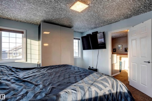 3351 Weidle Way, Edmonton, AB - Indoor Photo Showing Bedroom