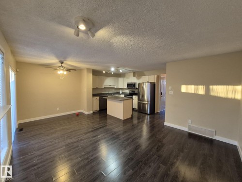 2965 23 Street, Edmonton, AB - Indoor Photo Showing Kitchen