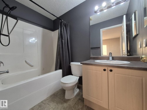 2965 23 Street, Edmonton, AB - Indoor Photo Showing Bathroom