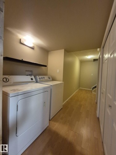 2965 23 Street, Edmonton, AB - Indoor Photo Showing Laundry Room
