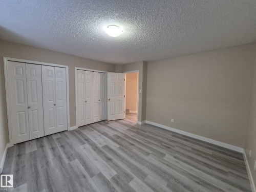 Edmonton, AB - Indoor Photo Showing Other Room