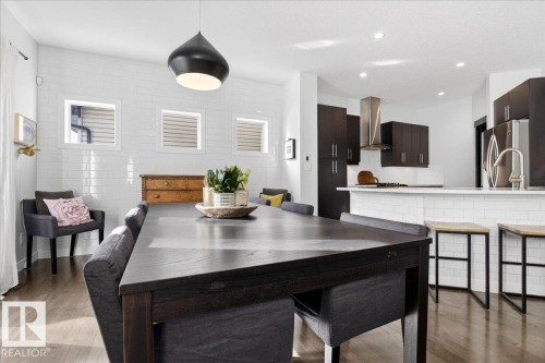 21937 94A Avenue, Edmonton, AB - Indoor