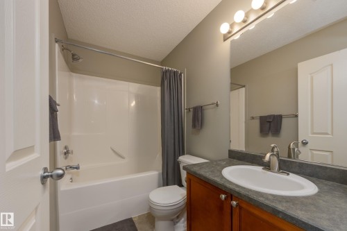 5 Greenbriar Place, Stony Plain, AB - Indoor Photo Showing Bathroom