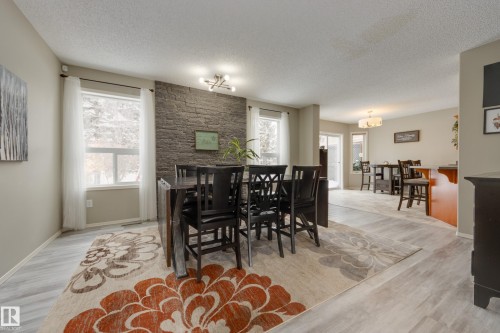 5 Greenbriar Place, Stony Plain, AB - Indoor Photo Showing Dining Room