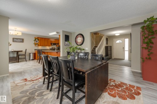 5 Greenbriar Place, Stony Plain, AB - Indoor Photo Showing Dining Room