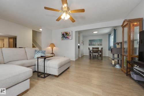 8 Harrison Drive, Edmonton, AB - Indoor Photo Showing Living Room