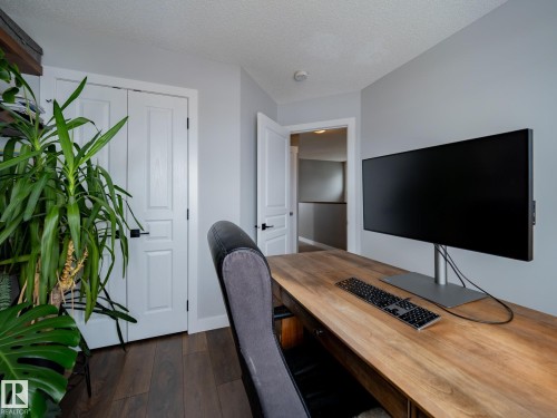 289 Hawks Ridge Boulevard, Edmonton, AB - Indoor Photo Showing Office
