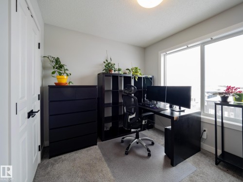 289 Hawks Ridge Boulevard, Edmonton, AB - Indoor Photo Showing Office