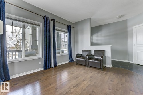 937 Crystallina Nera Way, Edmonton, AB - Indoor Photo Showing Other Room