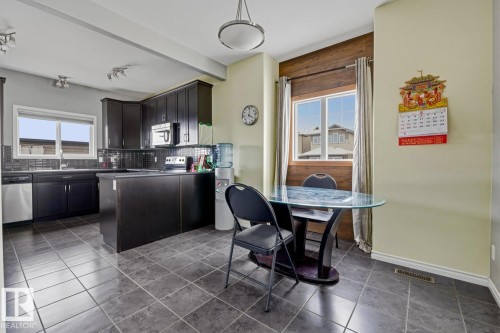 937 Crystallina Nera Way, Edmonton, AB - Indoor