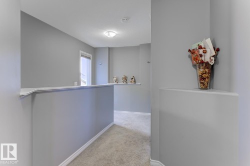 937 Crystallina Nera Way, Edmonton, AB - Indoor Photo Showing Other Room