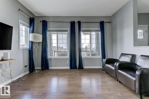 937 Crystallina Nera Way, Edmonton, AB - Indoor Photo Showing Other Room