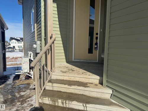 Property entrance - 28 Harley Way, Spruce Grove, AB - Outdoor With Exterior