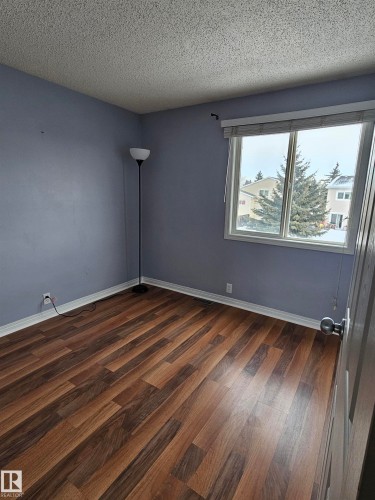 4 18010 98 Avenue, Edmonton, AB - Indoor Photo Showing Other Room