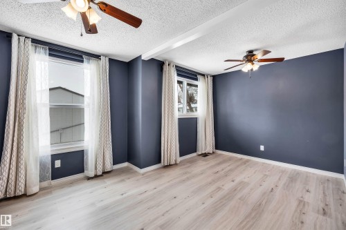 14204 31 Street, Edmonton, AB - Indoor Photo Showing Other Room