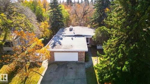 13 Valleyview Crescent, Edmonton, AB - Outdoor