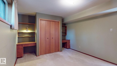 13 Valleyview Crescent, Edmonton, AB - Indoor Photo Showing Other Room