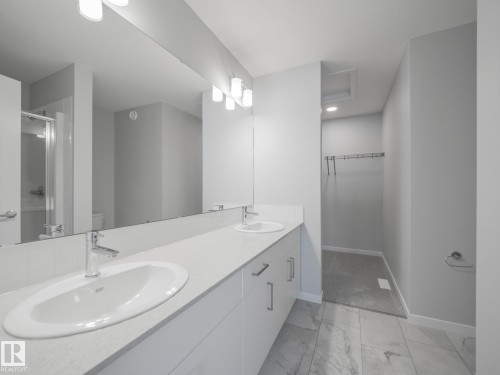 348 172 Avenue, Edmonton, AB - Indoor Photo Showing Bathroom