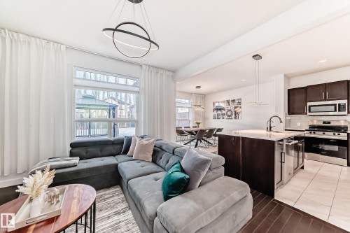 7797 Getty Wynd, Edmonton, AB - Indoor