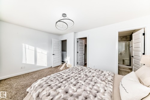 7797 Getty Wynd, Edmonton, AB - Indoor Photo Showing Bedroom