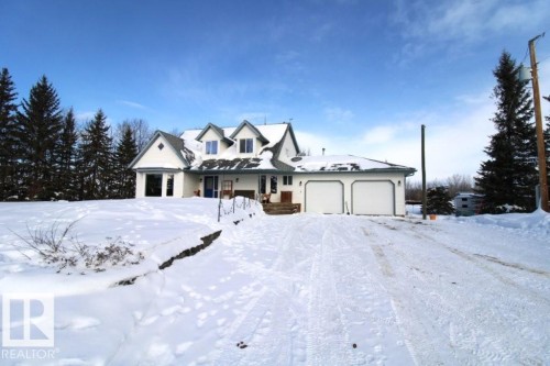 3524 Twp. Rd. 613A  Rural Barrhead County, AB T7N 1N2