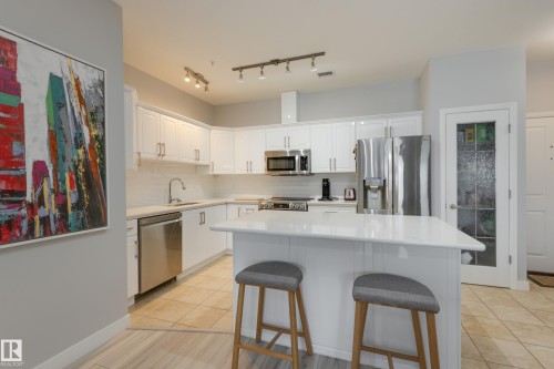 215 1003 Gault Boulevard, Edmonton, AB - Indoor Photo Showing Kitchen With Stainless Steel Kitchen With Upgraded Kitchen