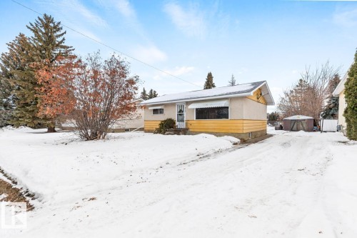 5713 55 Street  Vegreville, AB T9C 1J6