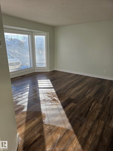 105 1 Aberdeen Way, Stony Plain, AB - Indoor Photo Showing Other Room