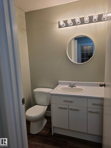 105 1 Aberdeen Way, Stony Plain, AB - Indoor Photo Showing Bathroom