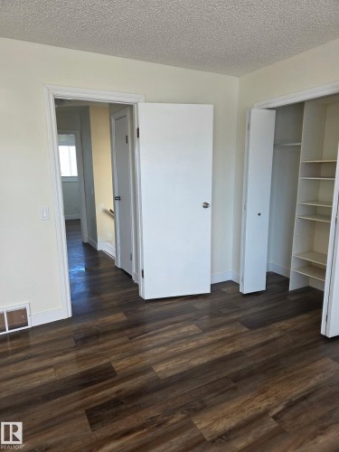 105 1 Aberdeen Way, Stony Plain, AB - Indoor Photo Showing Other Room