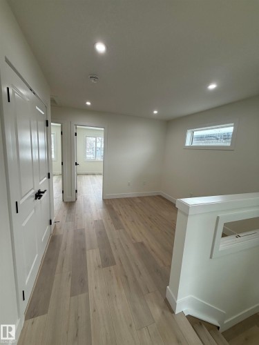 12955 121 Street, Edmonton, AB - Indoor