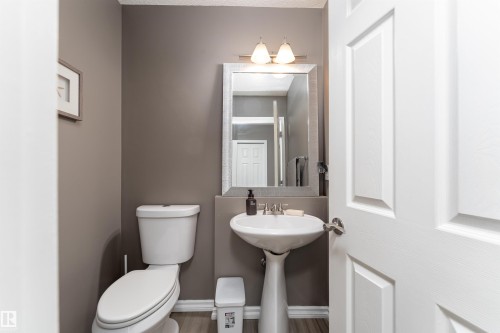 31 Haviland Crescent, St. Albert, AB - Indoor Photo Showing Bathroom