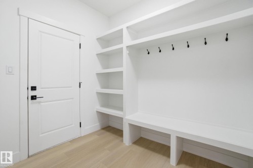 3311 Chernowski Way, Edmonton, AB - Indoor
