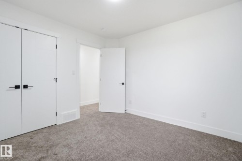 3311 Chernowski Way, Edmonton, AB - Indoor Photo Showing Other Room