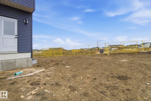3311 Chernowski Way, Edmonton, AB - Outdoor