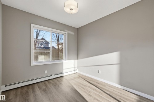 126 1154 Adamson Drive, Edmonton, AB - Indoor Photo Showing Other Room